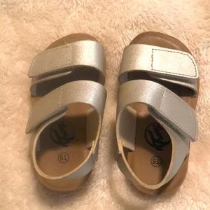 Trary kids sandals